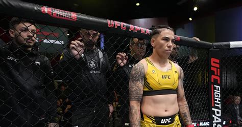 jessica andrade nip slip|Jessica Andrade says wardrobe malfunction played part in Erin ...